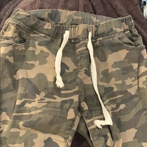 Camo pants